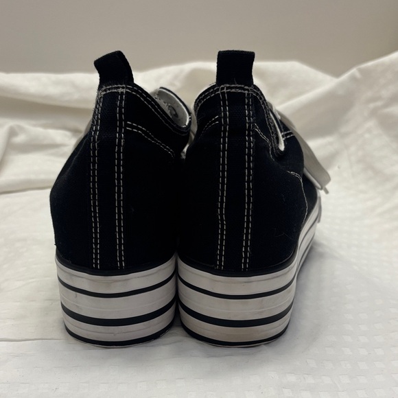 Black & White Platform Sneakers - Picture 4 of 9